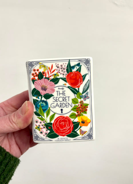 Candle The Secret Garden