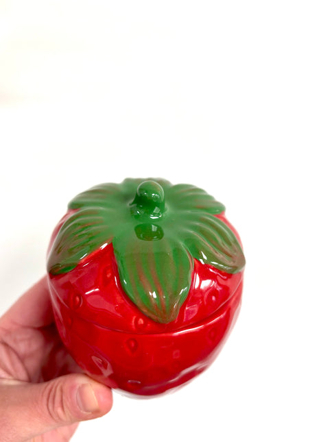 Strawberry jar & lid