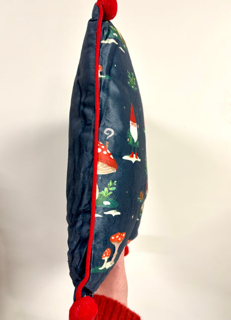 Gnome print cushion