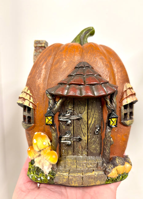 LED pumpkin house
