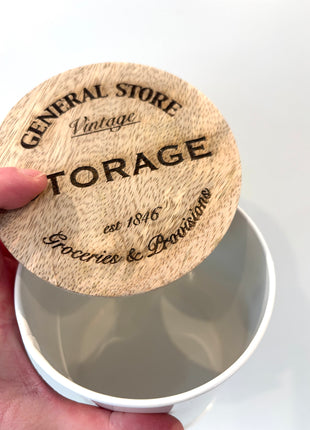 Storage canister