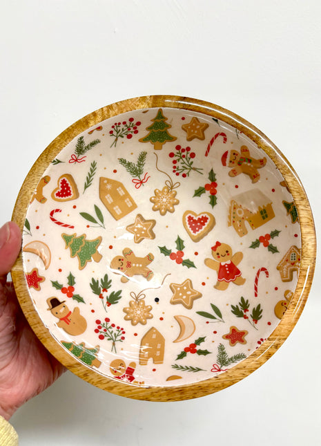 Gingerbread bowl