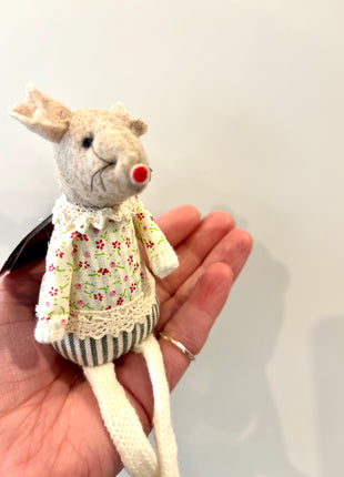 Mouse sitting floral jumper
