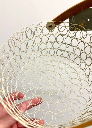 Pastel metal baskets