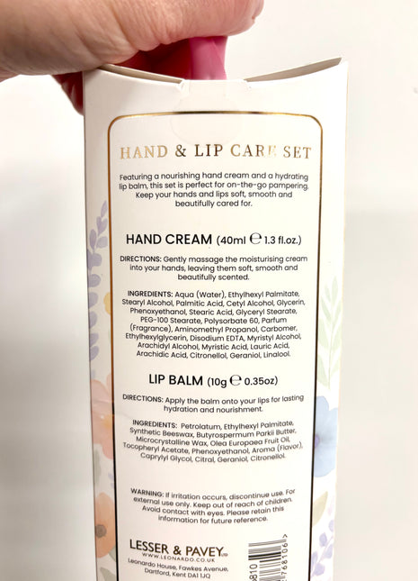 Hand and lip care for mum