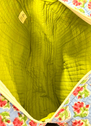 Quilted weekend bag