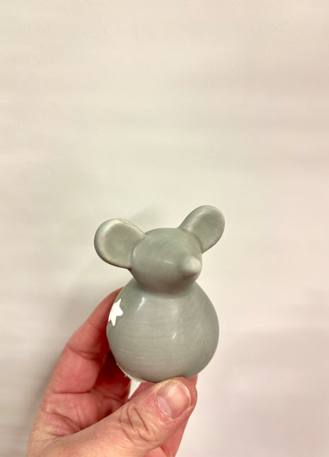 Grey mouse